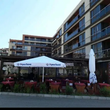 Apartament Bay Studio 1 *